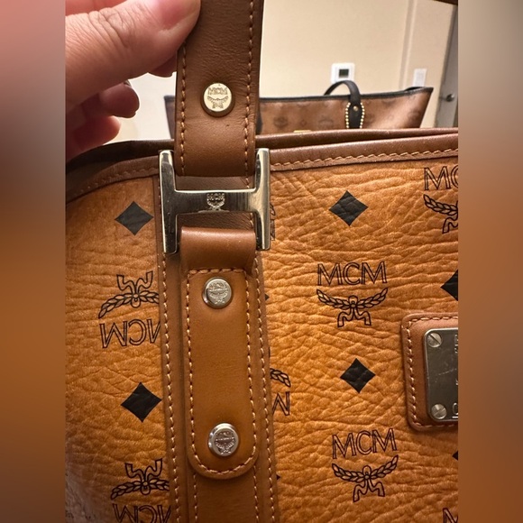 MCM Luisa Visetos - Picture 2 of 14